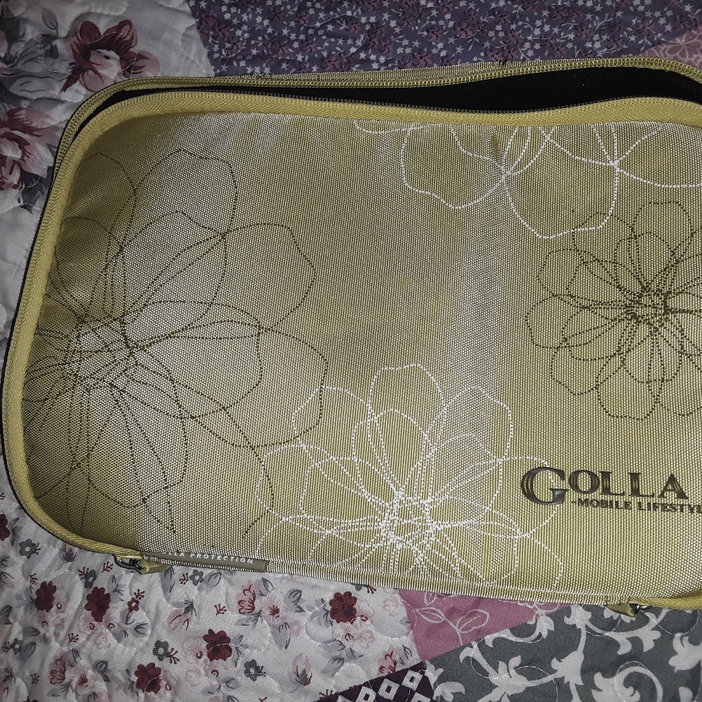 Tablet case